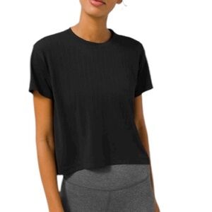 Lululemon Train to Be Short Sleeve Perforarated Mesh Top Black Size M